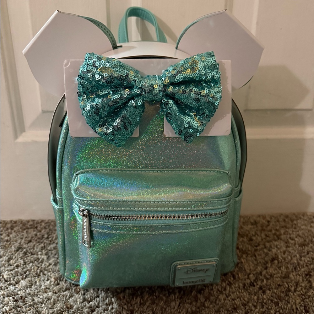 Disney Loungefly Minnie Mouse Blue Sequin mini backpack NWT